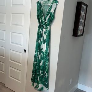 Green floral foliage maxi dress
